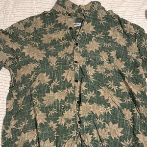 Leaf Pattern Men's Casual Shirt - Green and Tan
